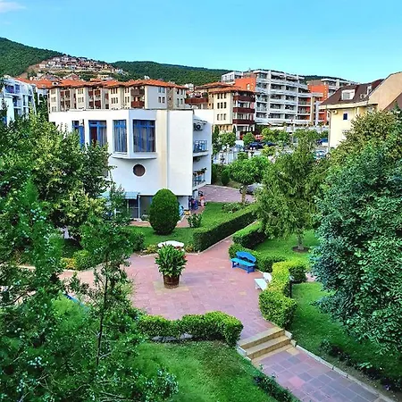 Marina - Vega Village Apartman